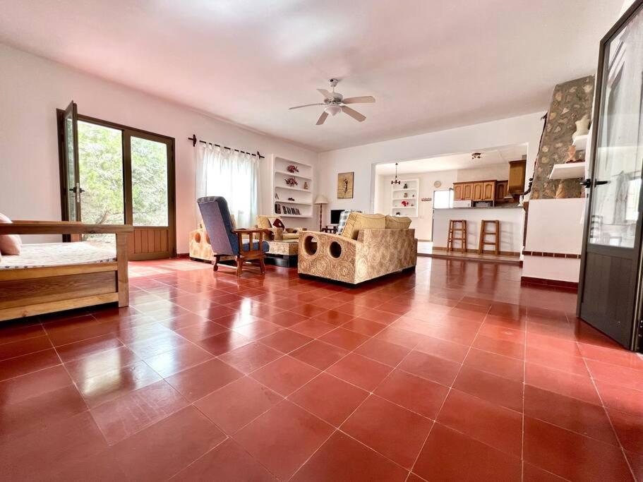 Villa Skiba Es Caló de Sant Agustí Esterno foto